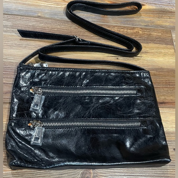 Hobo The Original Black Leather Purse Mara Crossbody Bag 2 Front Zippers NWOT - Picture 2 of 11